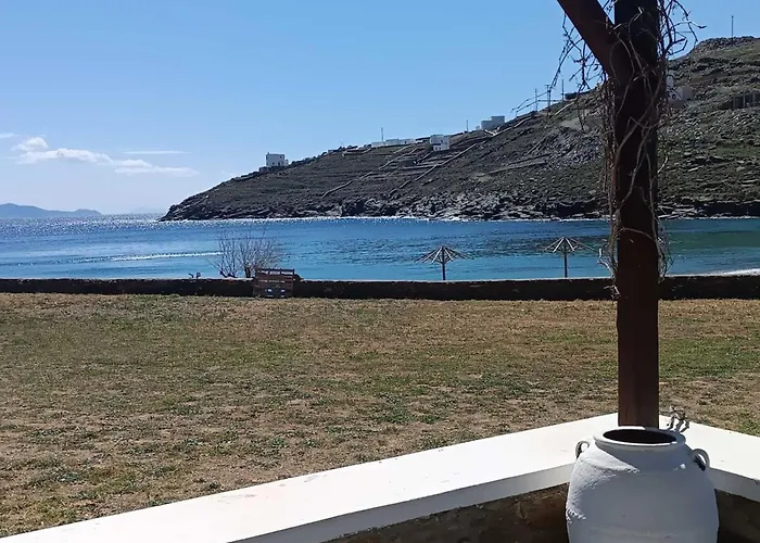 Simousi Beach House