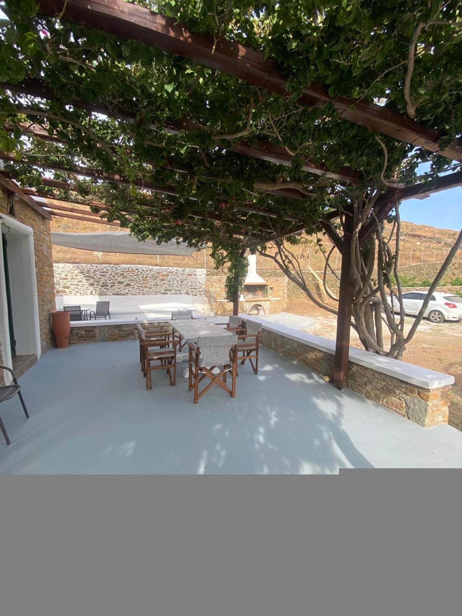 Ferienhaus Simousi House